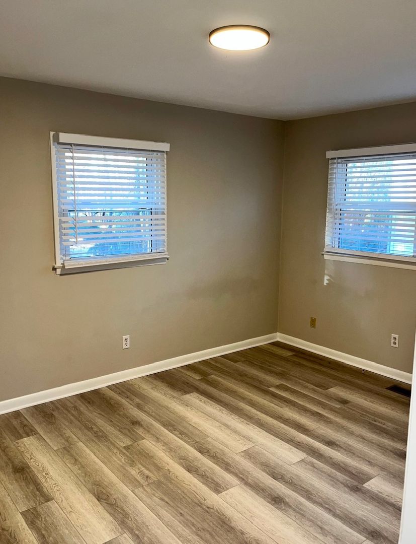 Cary Apartment: 8849 Chapel Hill Rd