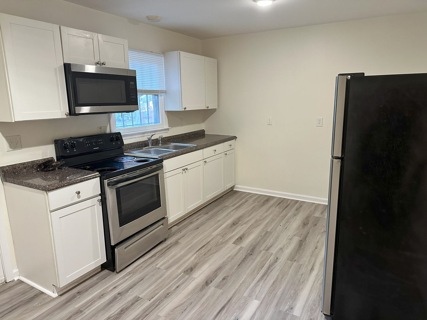 Durham Apartment: 1107 Dayton St