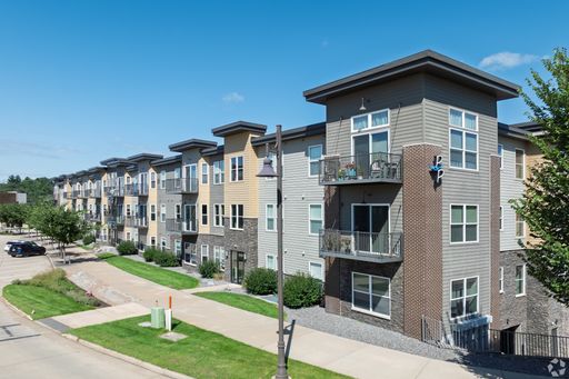 Prairie Place Apartments – photo 1
