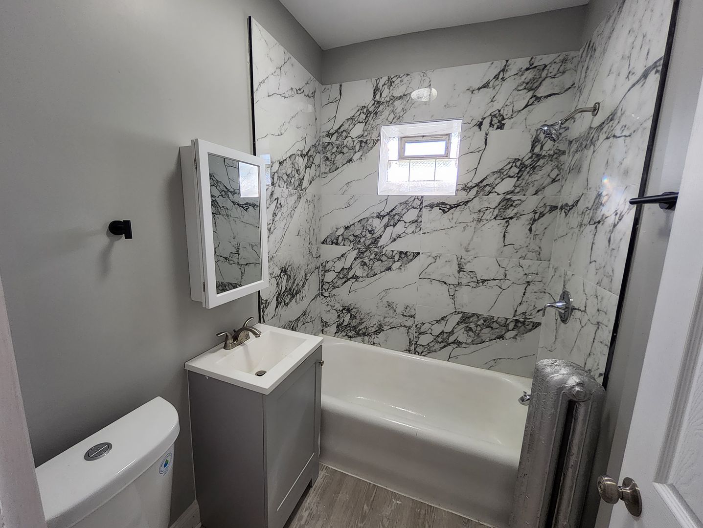 Chicago Apartment: 1949 E 73rd Pl.
