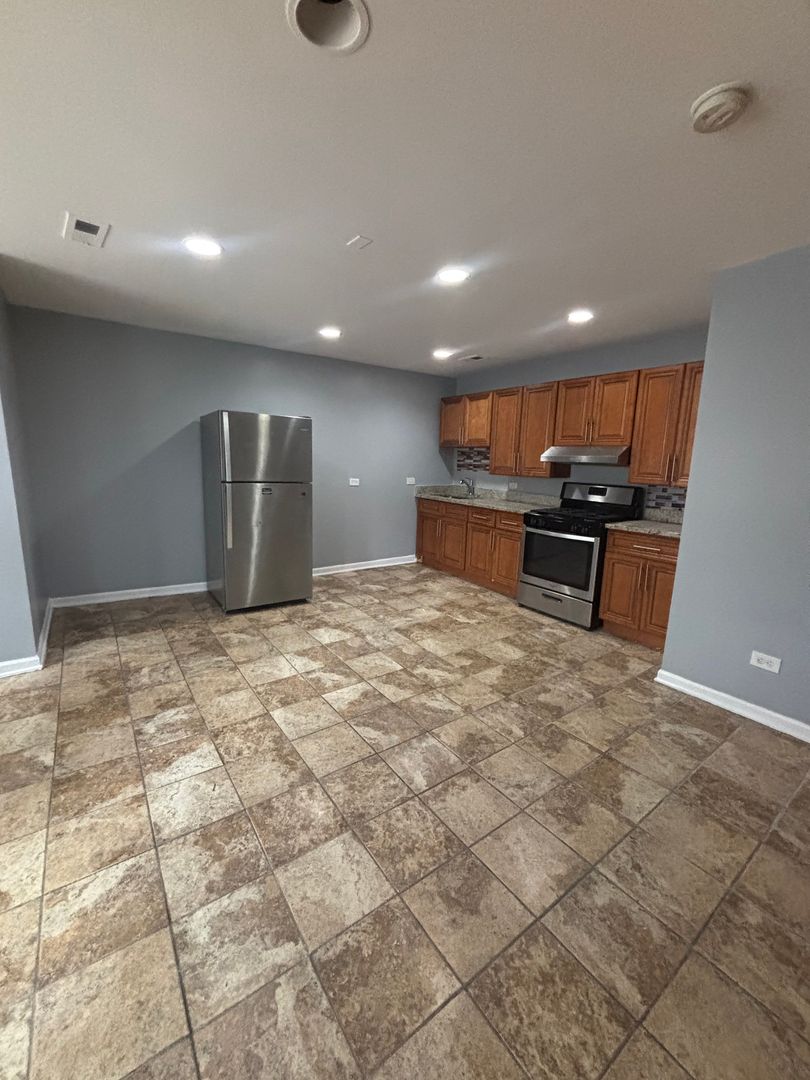 Chicago Apartment: 7419 S Colfax Ave.