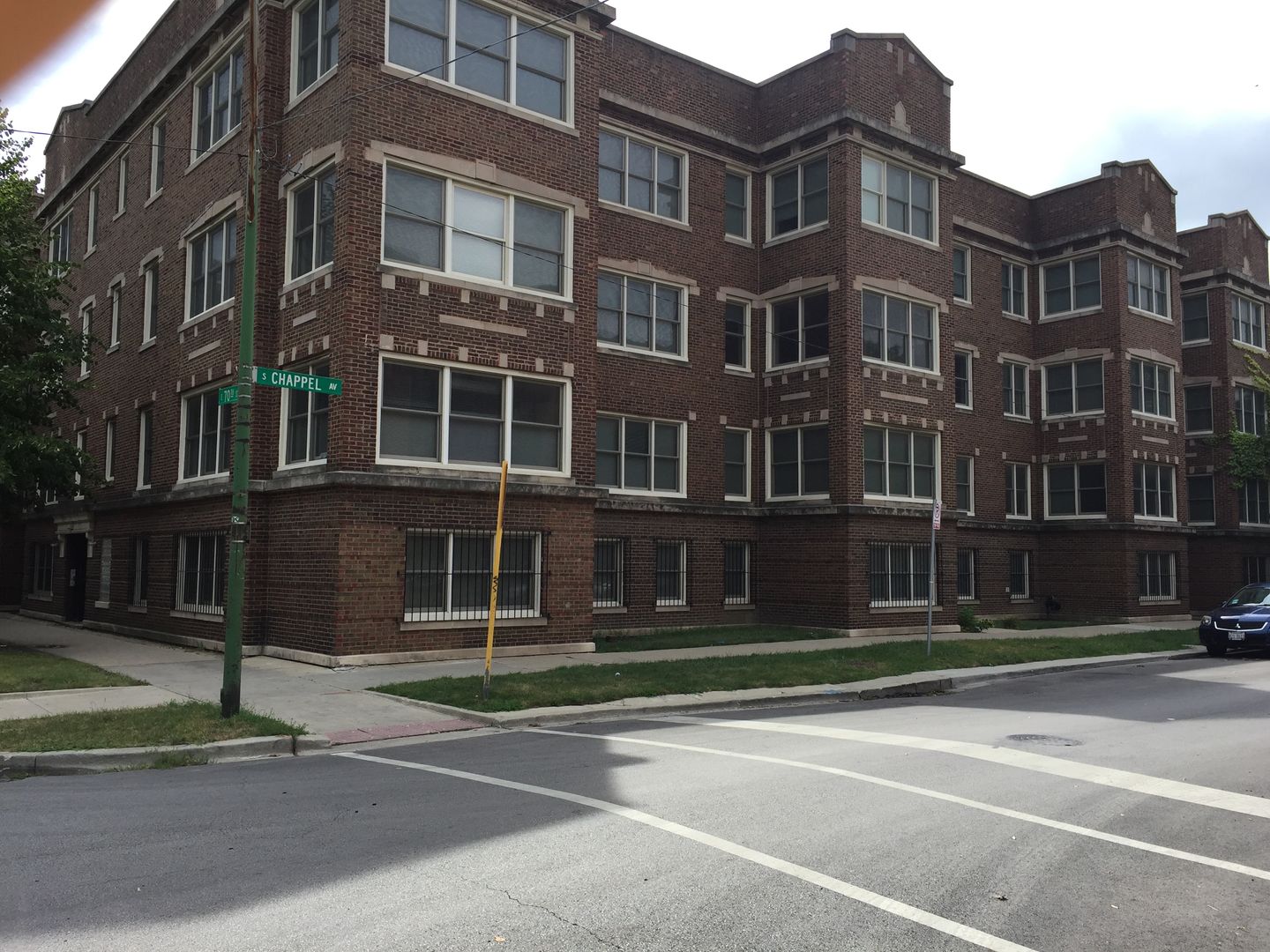 Chicago Apartment: 7001-7011 S Chappel Ave.