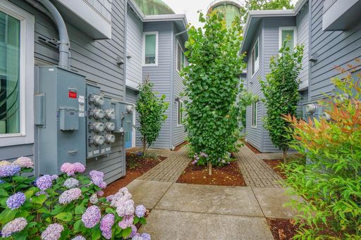 Welcome to Peregrine Place: Modern Comfort in the Heart of St. Johns - $500 OFF Move In Rent ✨ Available SOON – photo 1
