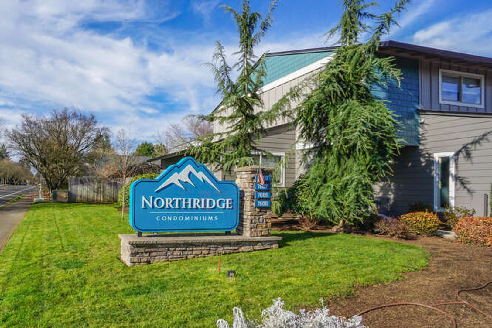 Vancouver Townhome: 7600 NE Vancouver Mall Dr.