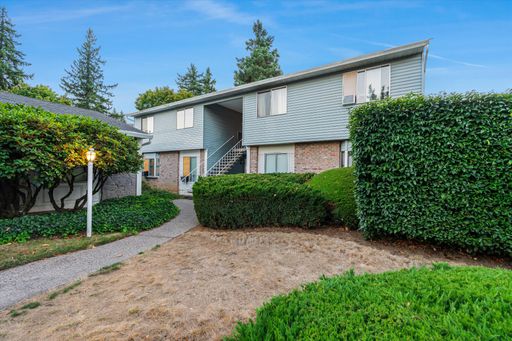Wait List Available at this Portland Oasis | Bluebird Cottages – photo 1