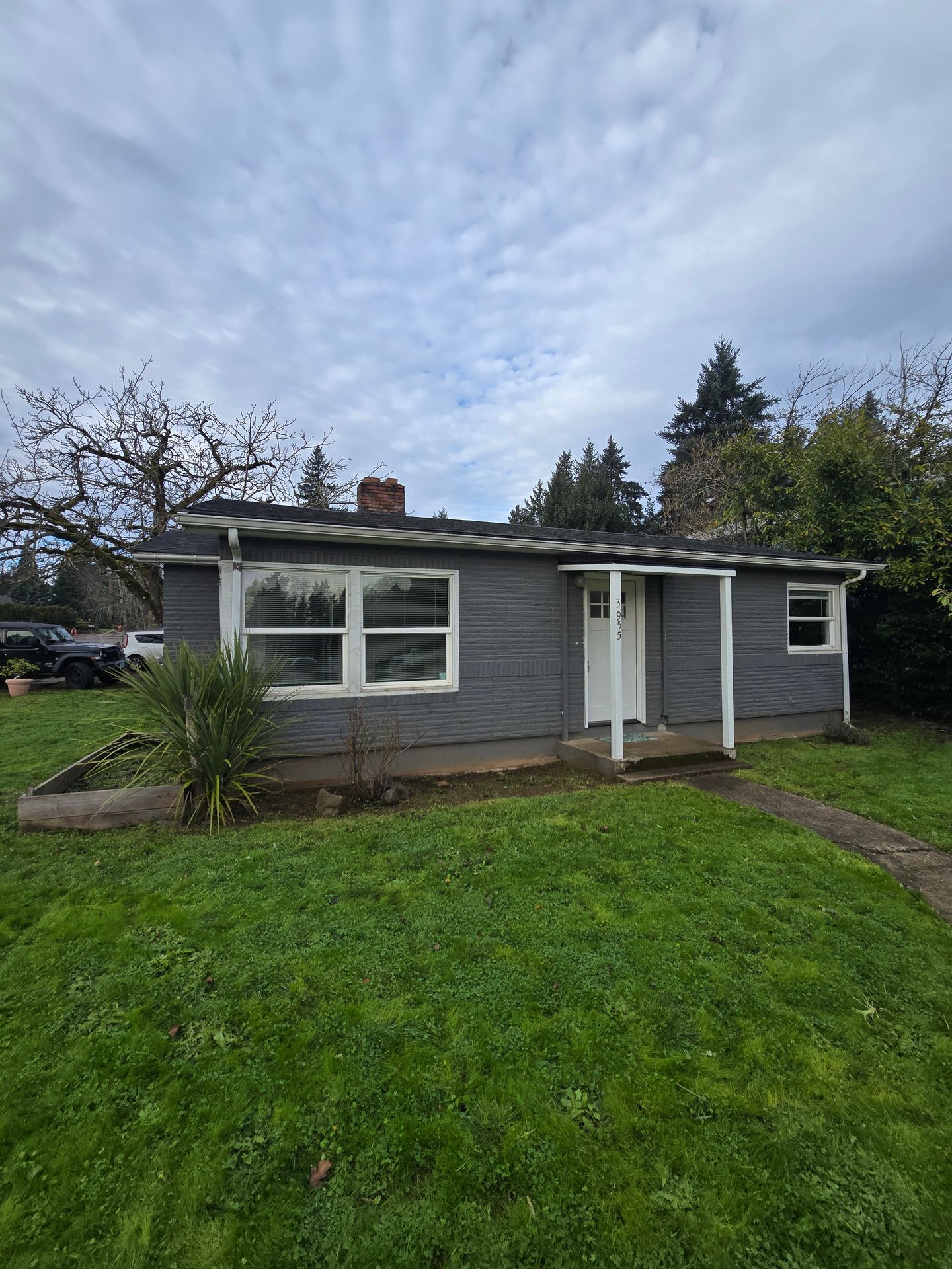 Salem Multiplex: 3955 Liberty Rd S