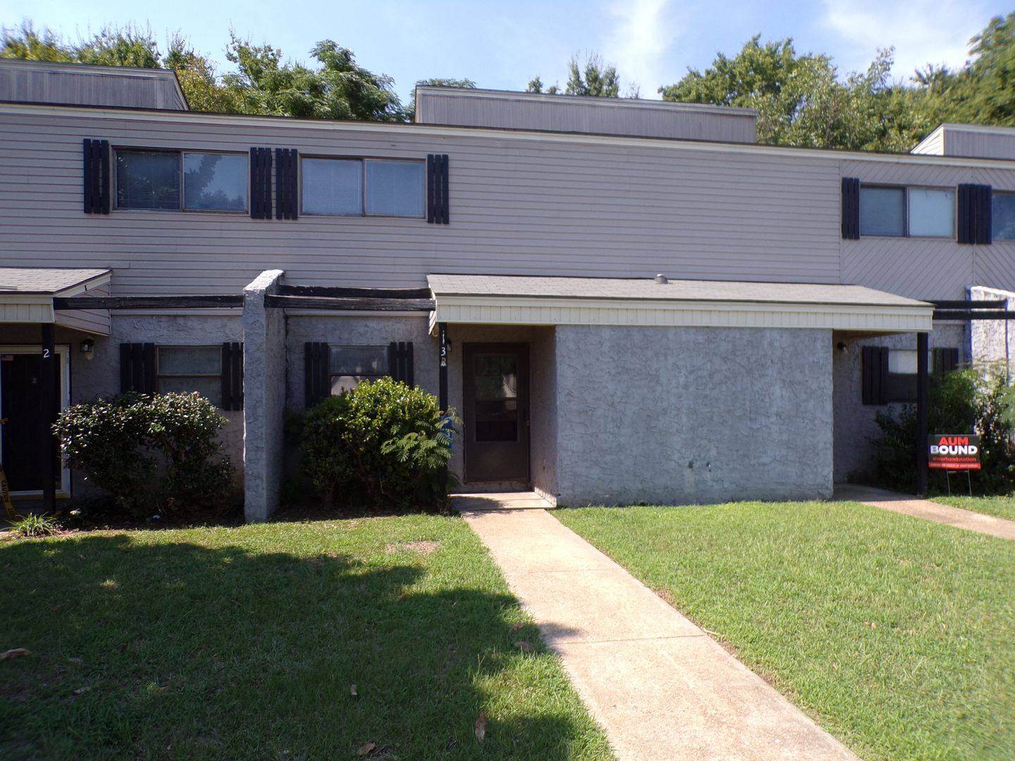 Enterprise House: 3 Anthony Cir