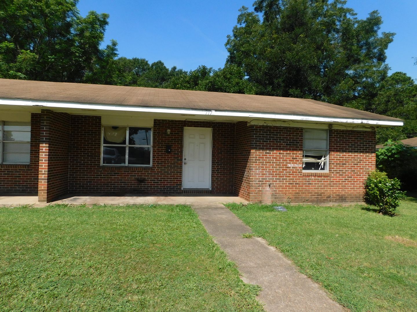 Kinston House: 717 Richardson Street