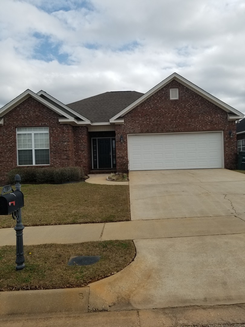 Enterprise House: 107 Hall Hill Court