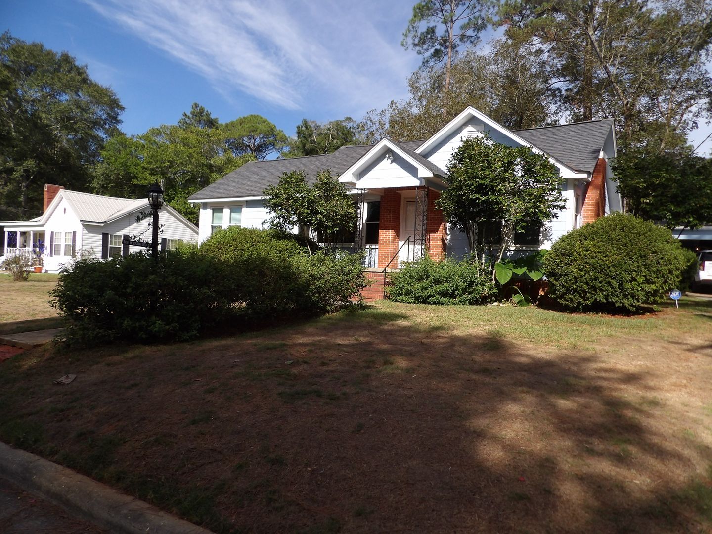 Enterprise House: 808 Crawford Ave