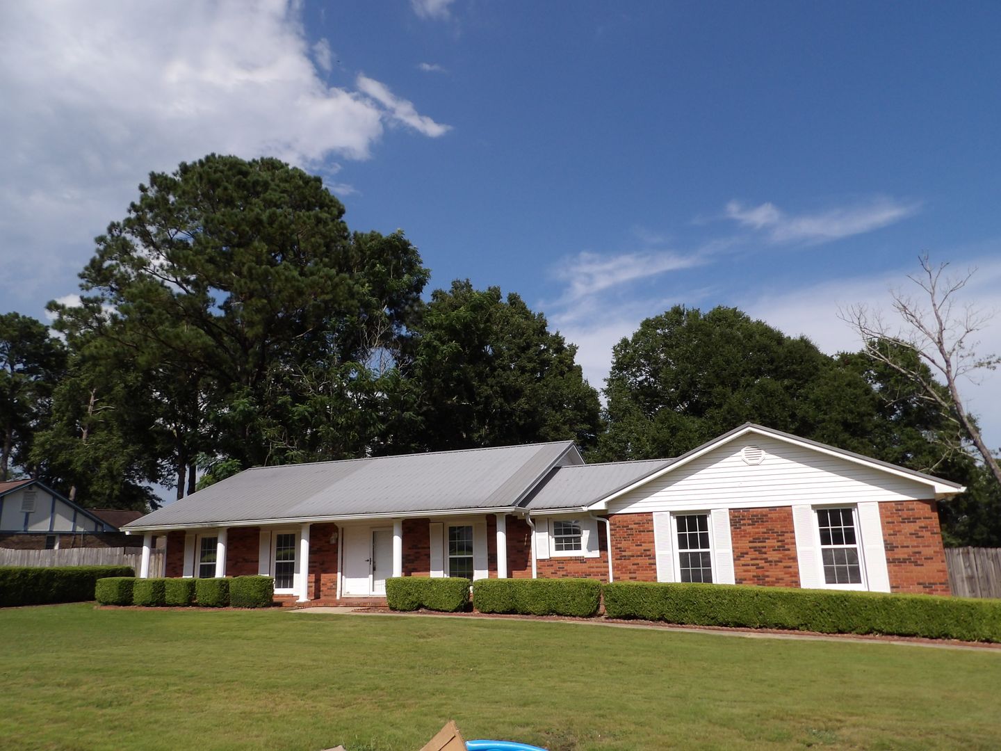 Enterprise House: 104 Vintage Lane