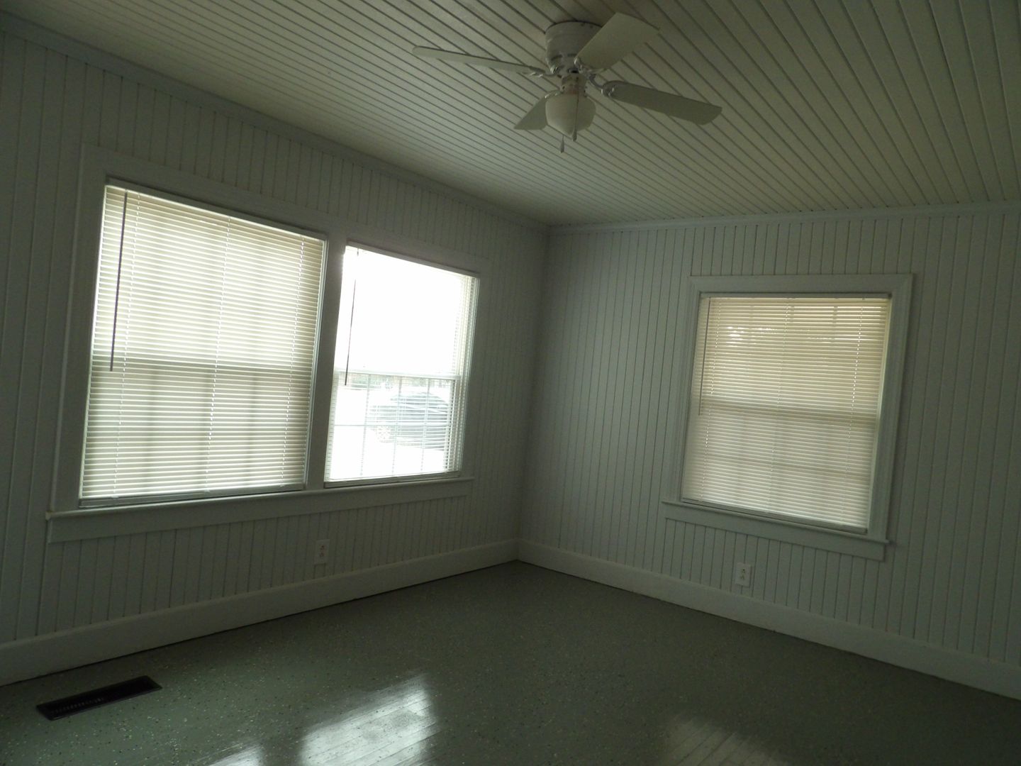 Enterprise House: 217B Highland Dr