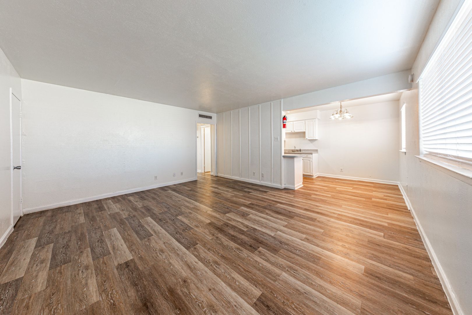 San Antonio Apartment: 2447 Harry Wurzbach Road
