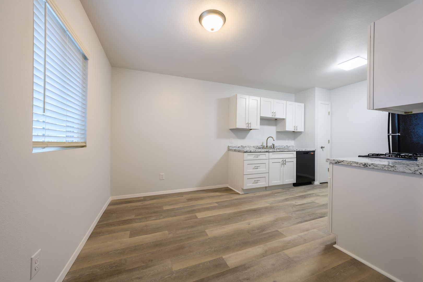 San Antonio Apartment: 2447 Harry Wurzbach Road