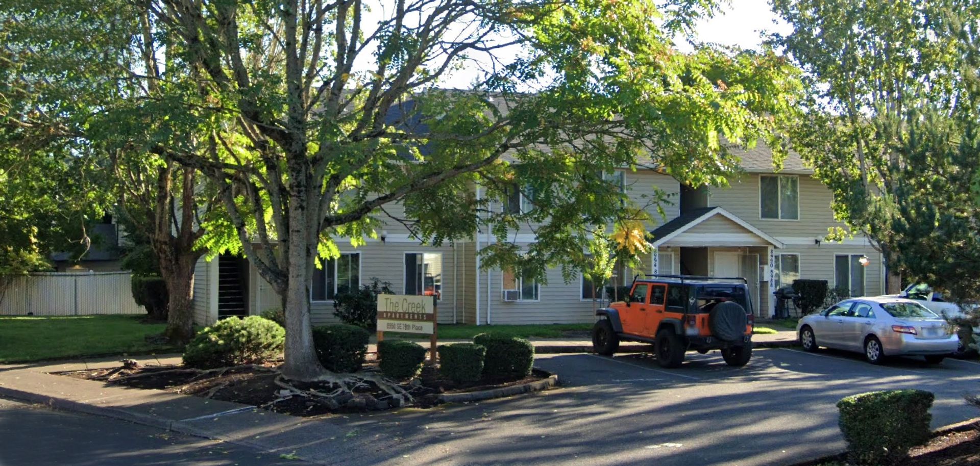 Portland Apartment: SE 79th Place