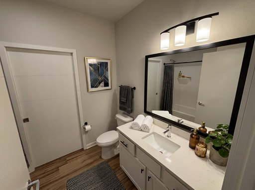 Listing photo thumbnail