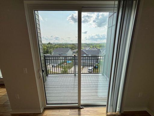 Listing photo thumbnail