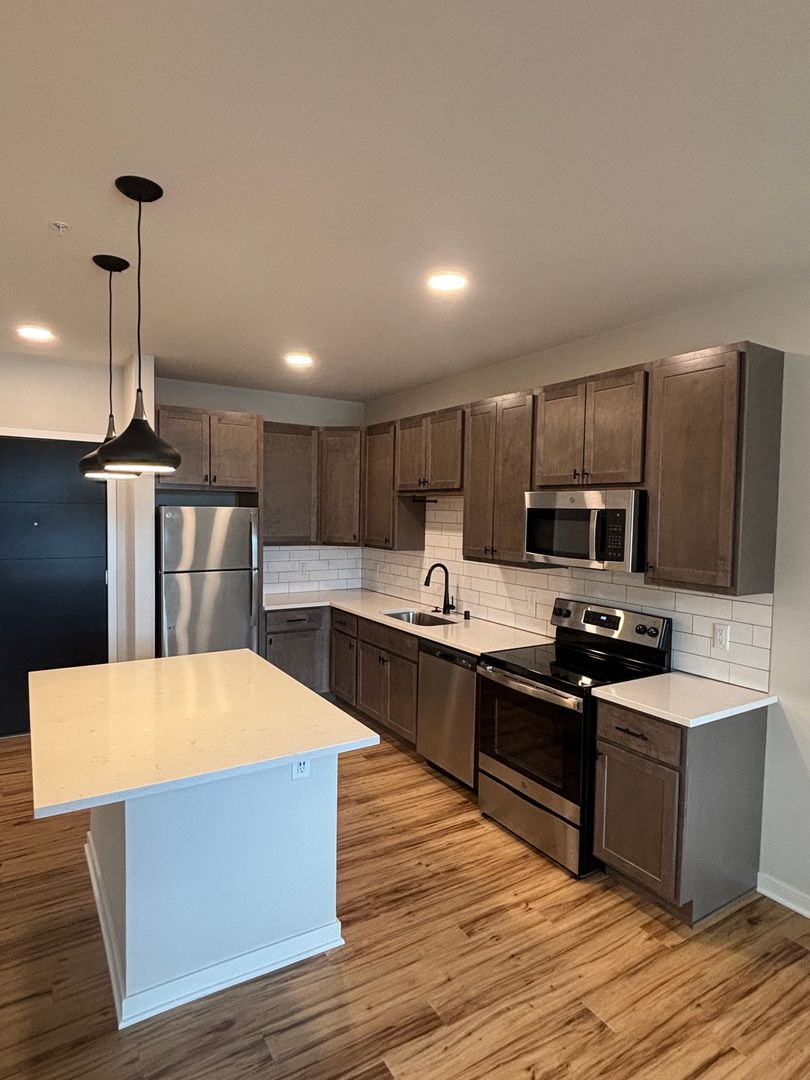 Verona Apartment: 10017 Sweet Willow Pass