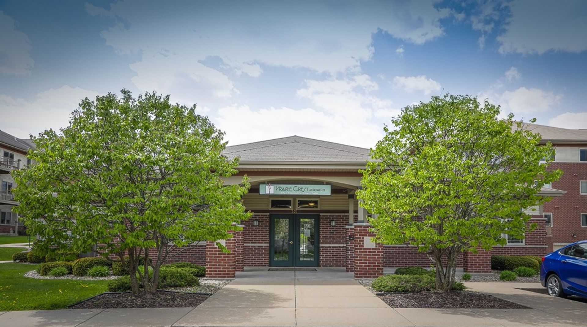 Verona Apartment: 321 Meadowside Drive