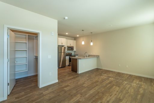 104 Lincoln Street #123, Verona, WI 53593