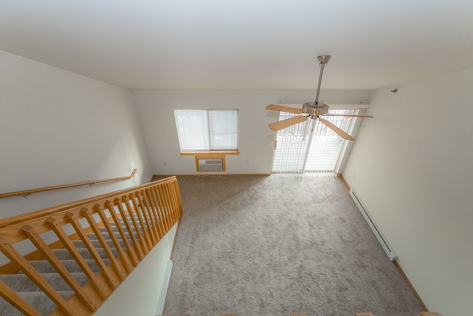 Verona Apartment: 321 Meadowside Drive