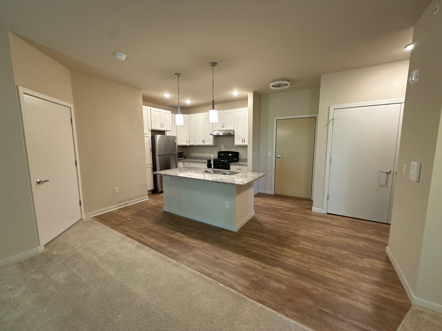 Verona Apartment: 104 Lincoln Street