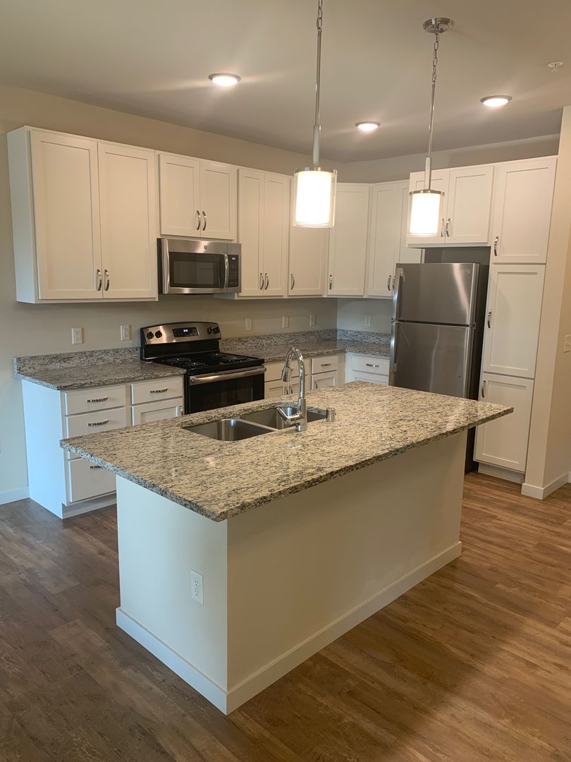 Verona Apartment: 104 Lincoln Street