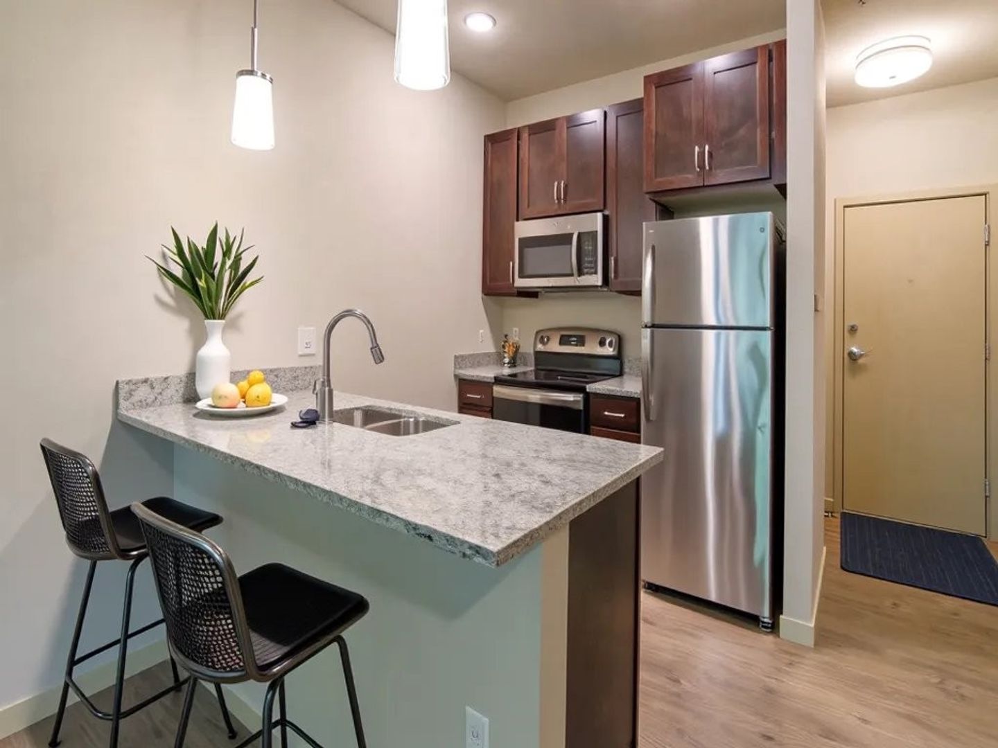 Verona Apartment: 104 Lincoln Street