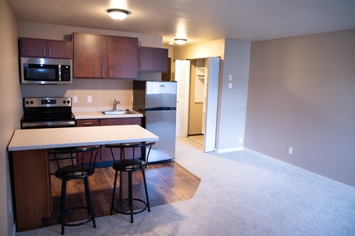 Listing photo thumbnail