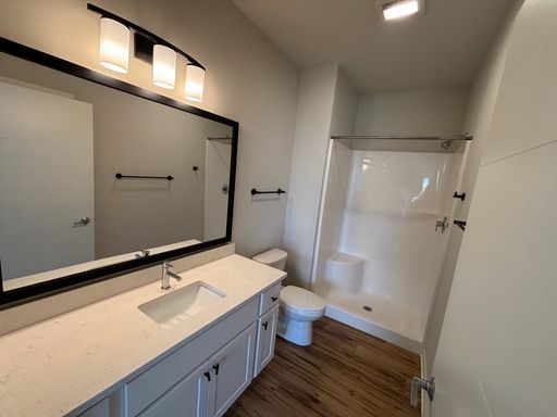 Listing photo thumbnail