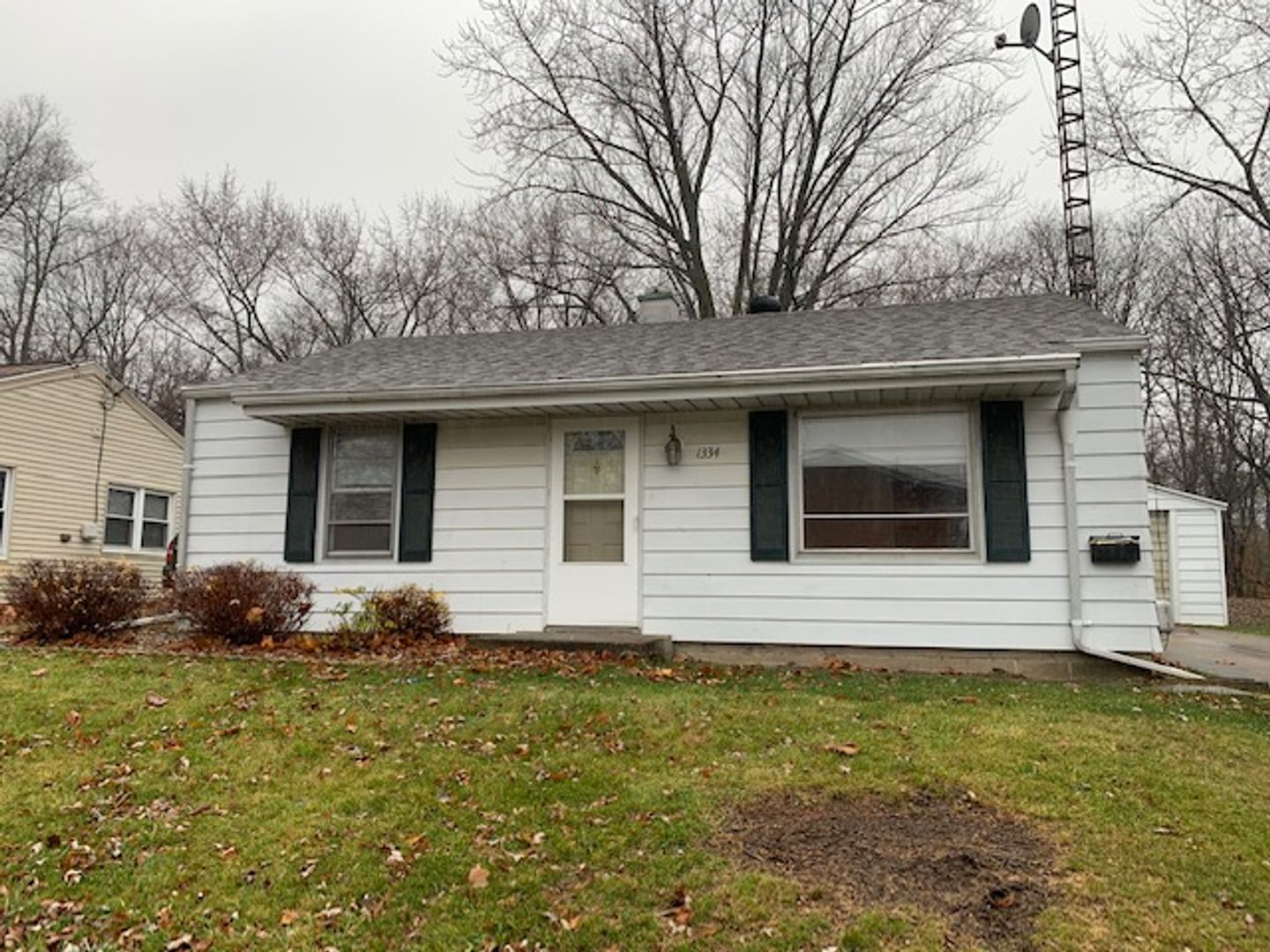 Bloomington House: 1334 North Linden Street