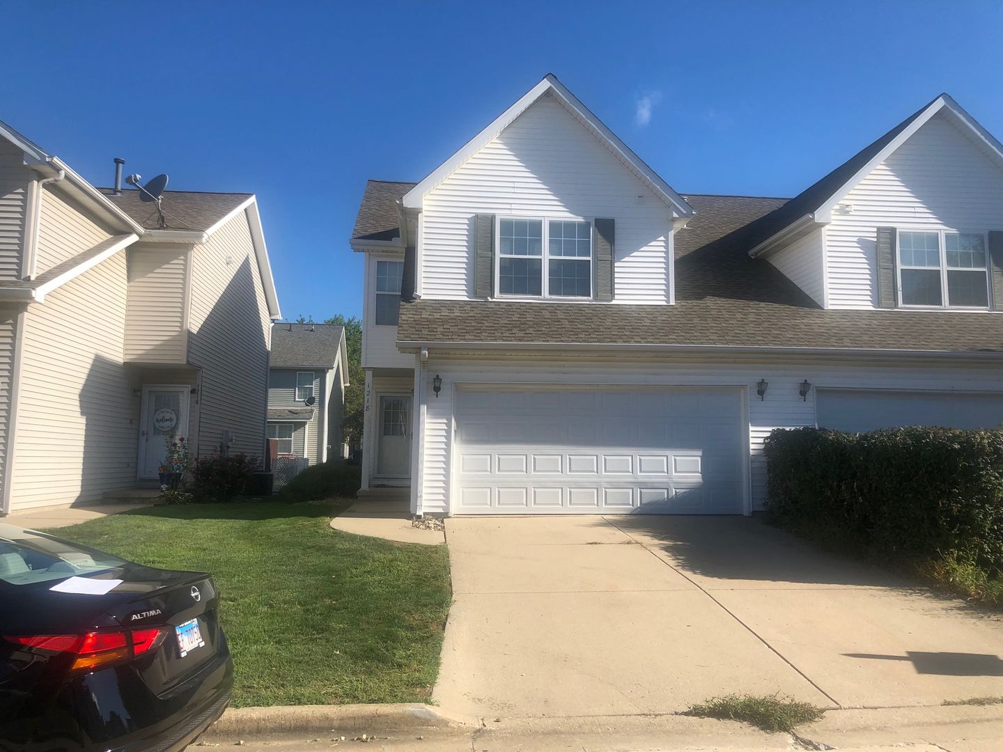 Bloomington House: 1218 Colonial Ave