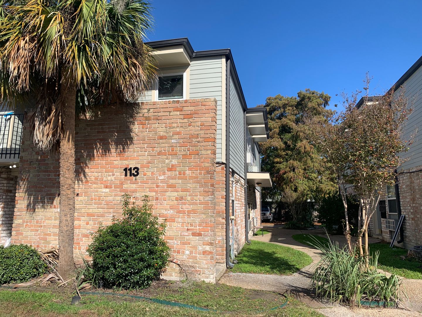 Metairie Apartment: 105-117 Raspberry Ln.