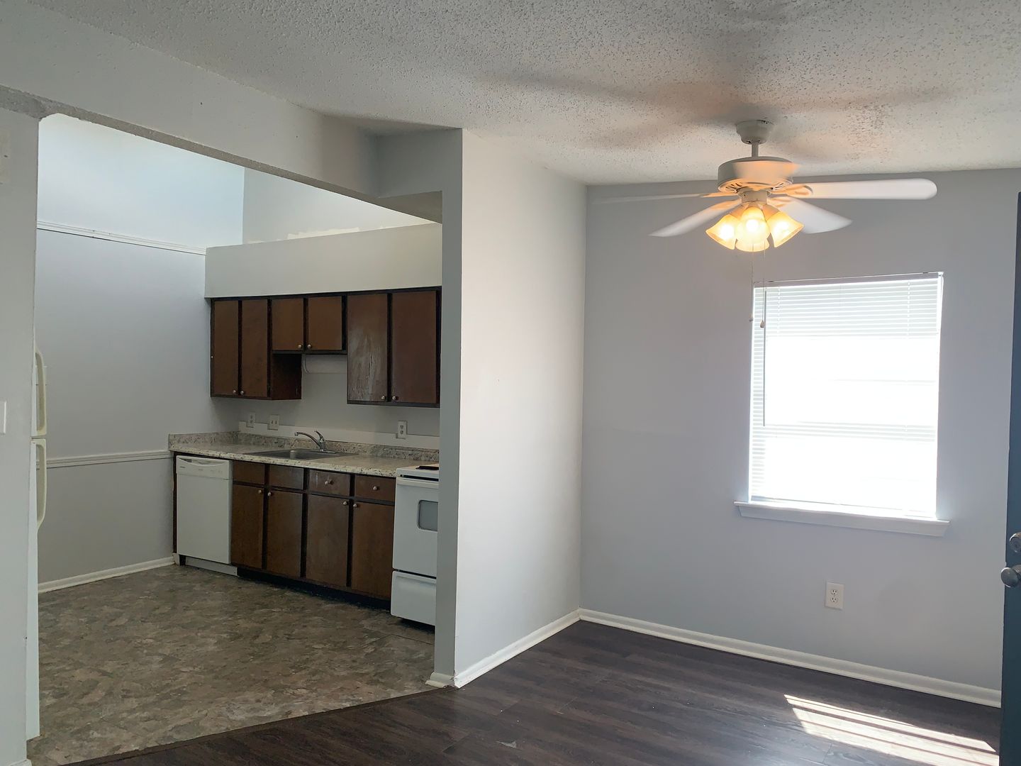 Metairie Apartment: 2224 Pasadena Ave.