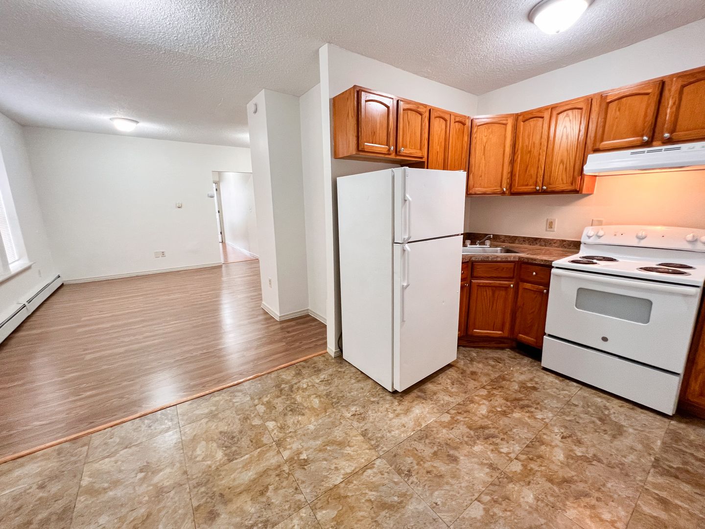 Hartford Apartment: 50 Elliott St