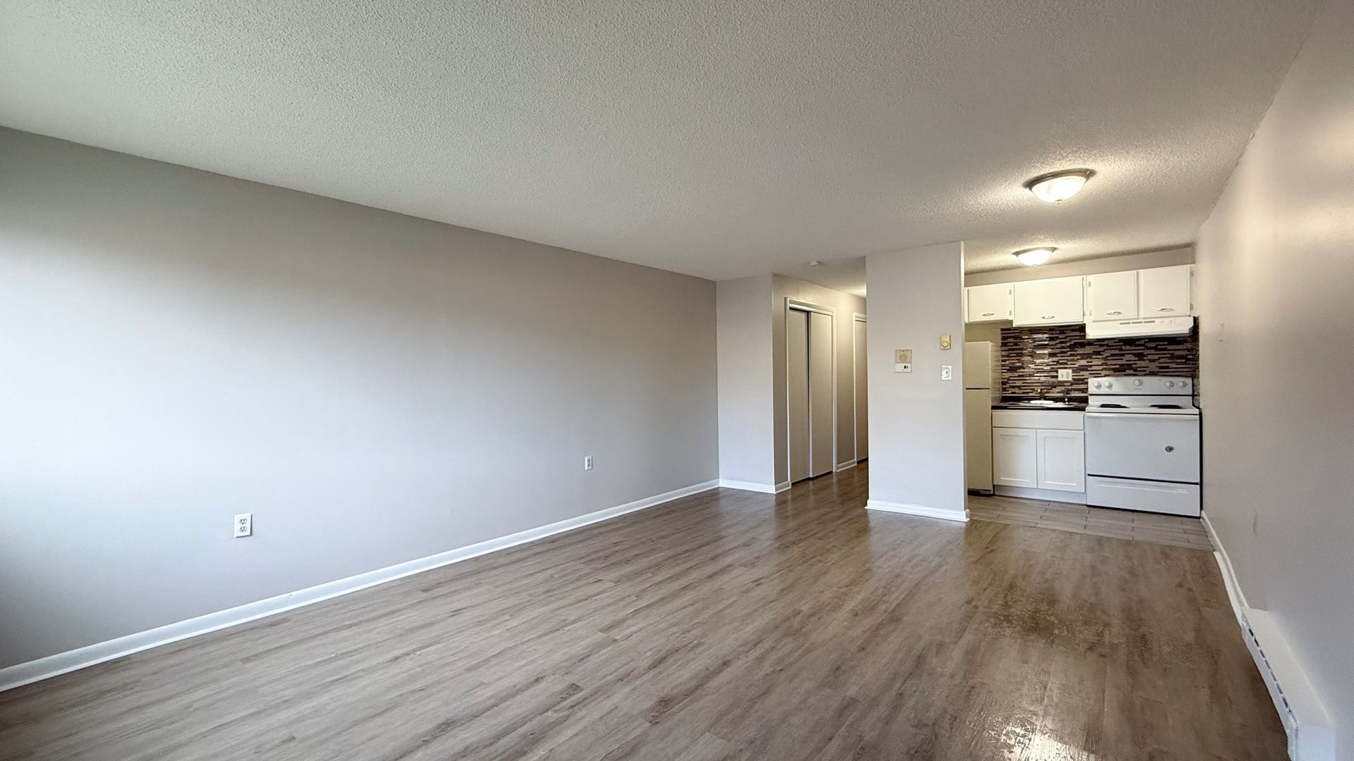 Hartford Apartment: 34 Wilson St