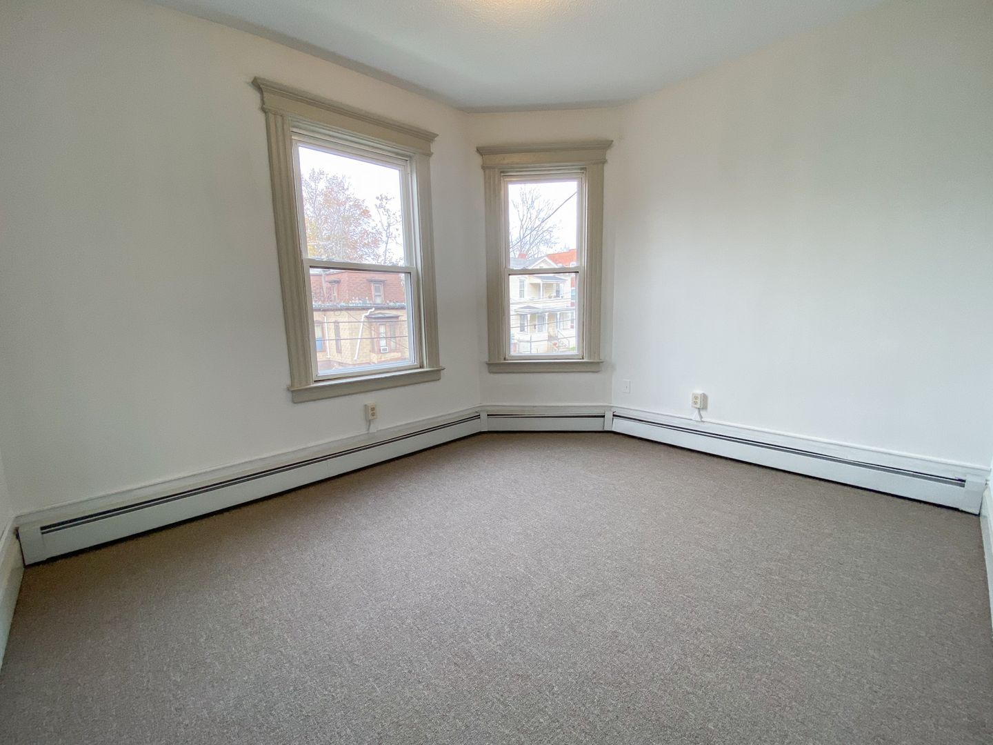 Hartford Apartment: 31-33 Bond St