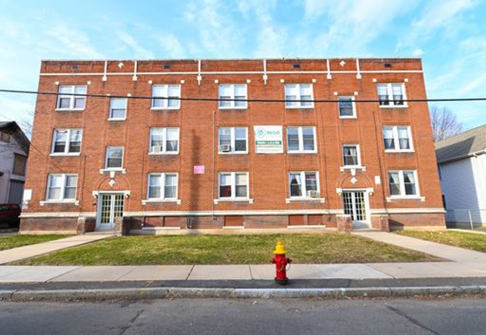 Hartford Apartment: 60-62 School St
