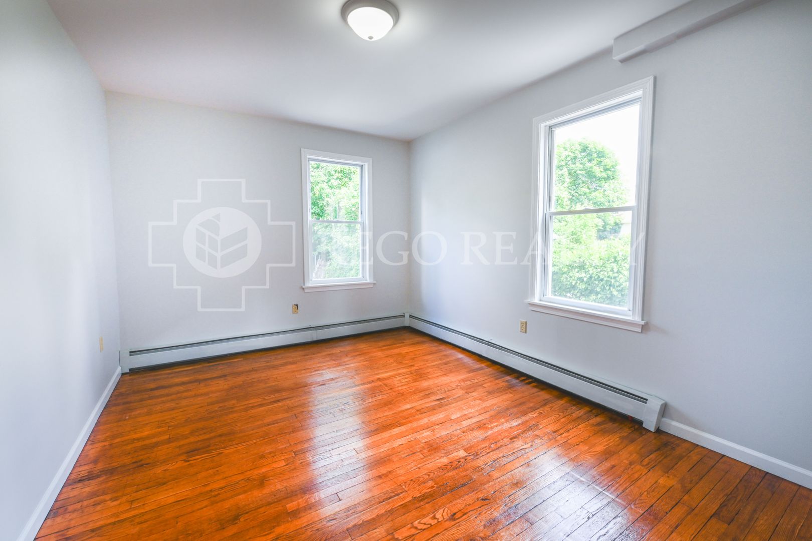 Hartford Apartment: 451-455 Edgewood St