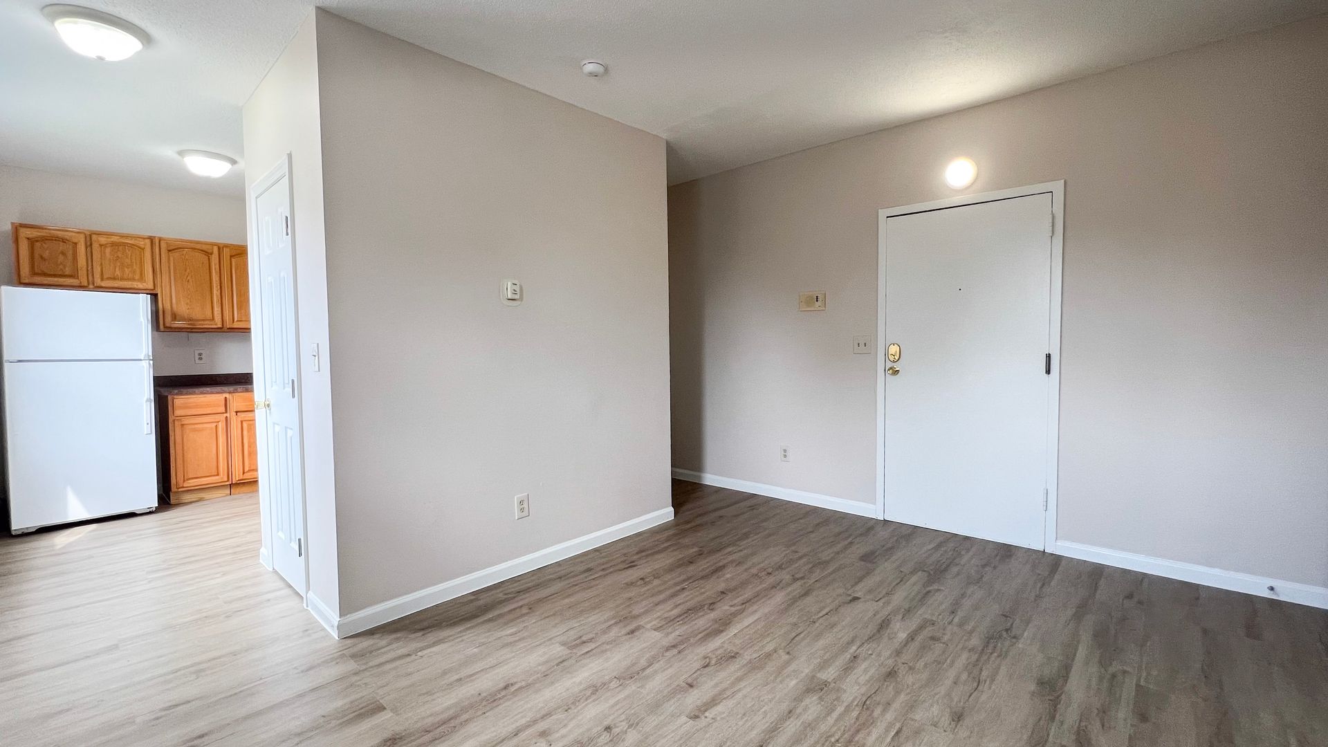 Hartford Apartment: 26 Congress St