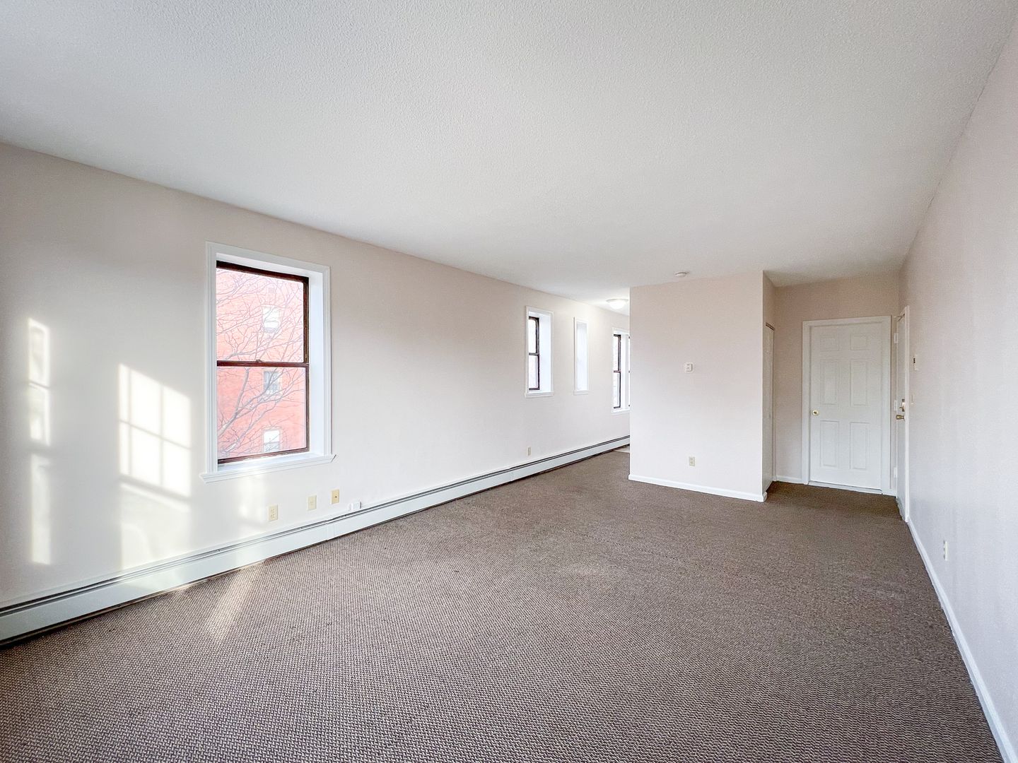 Hartford Apartment: 26 Congress St