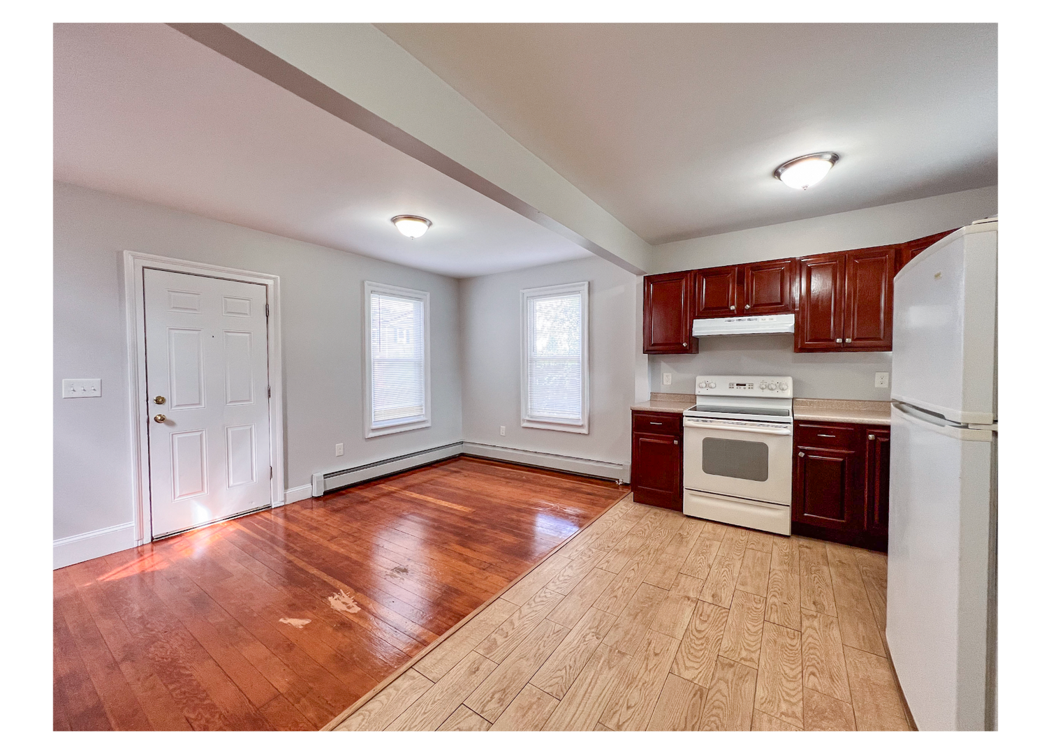 Hartford House: 221 Brown St