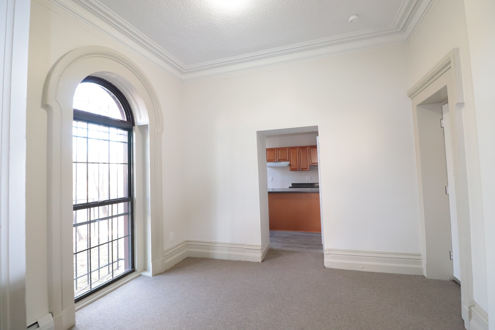 Hartford Apartment: 154 Wethersfield Ave