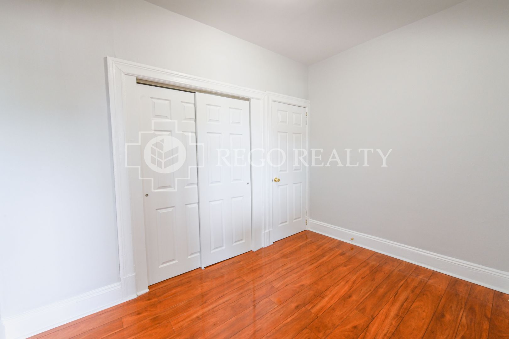 Hartford Apartment: 291 Buckingham St