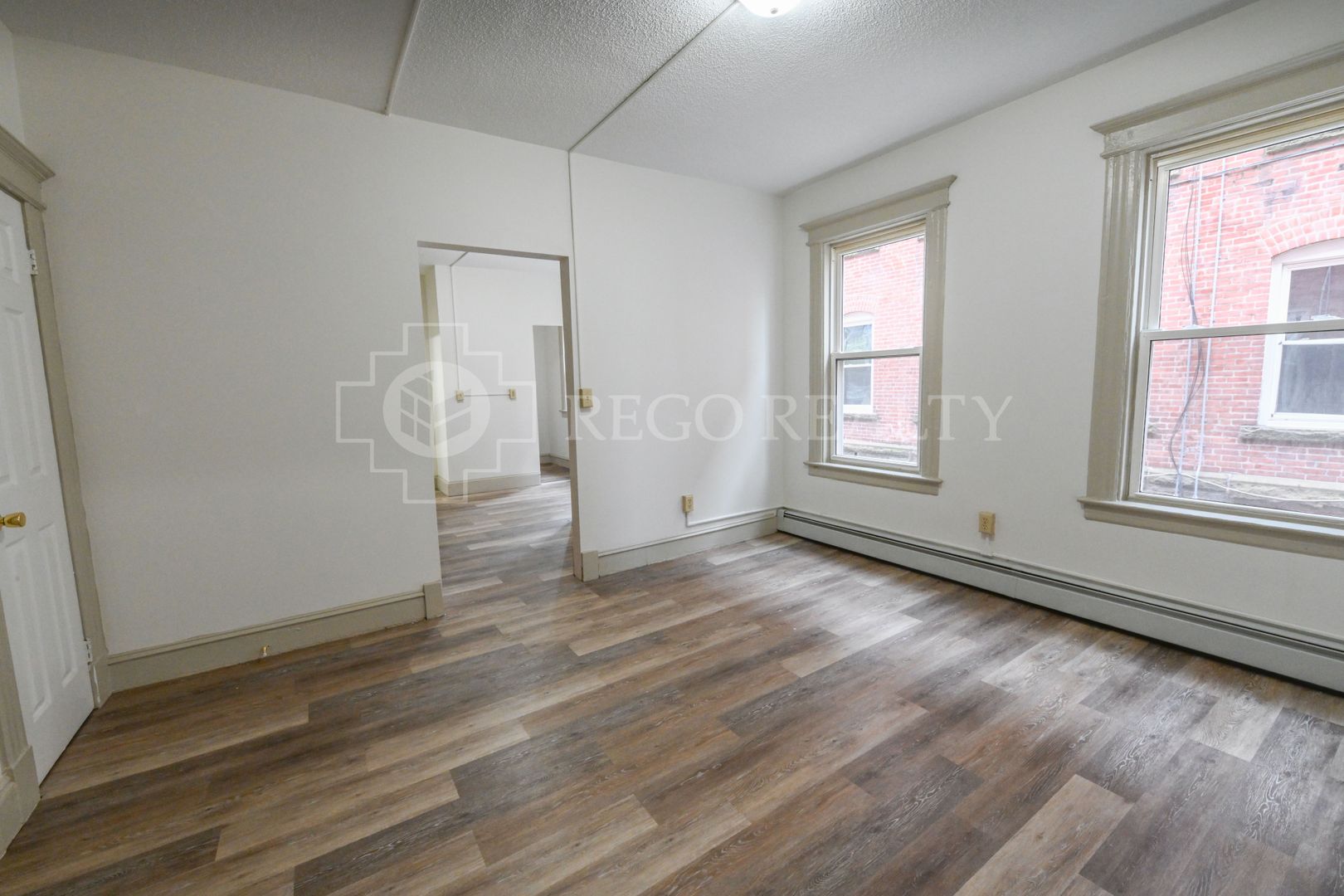 Hartford Apartment: 31-33 Bond St