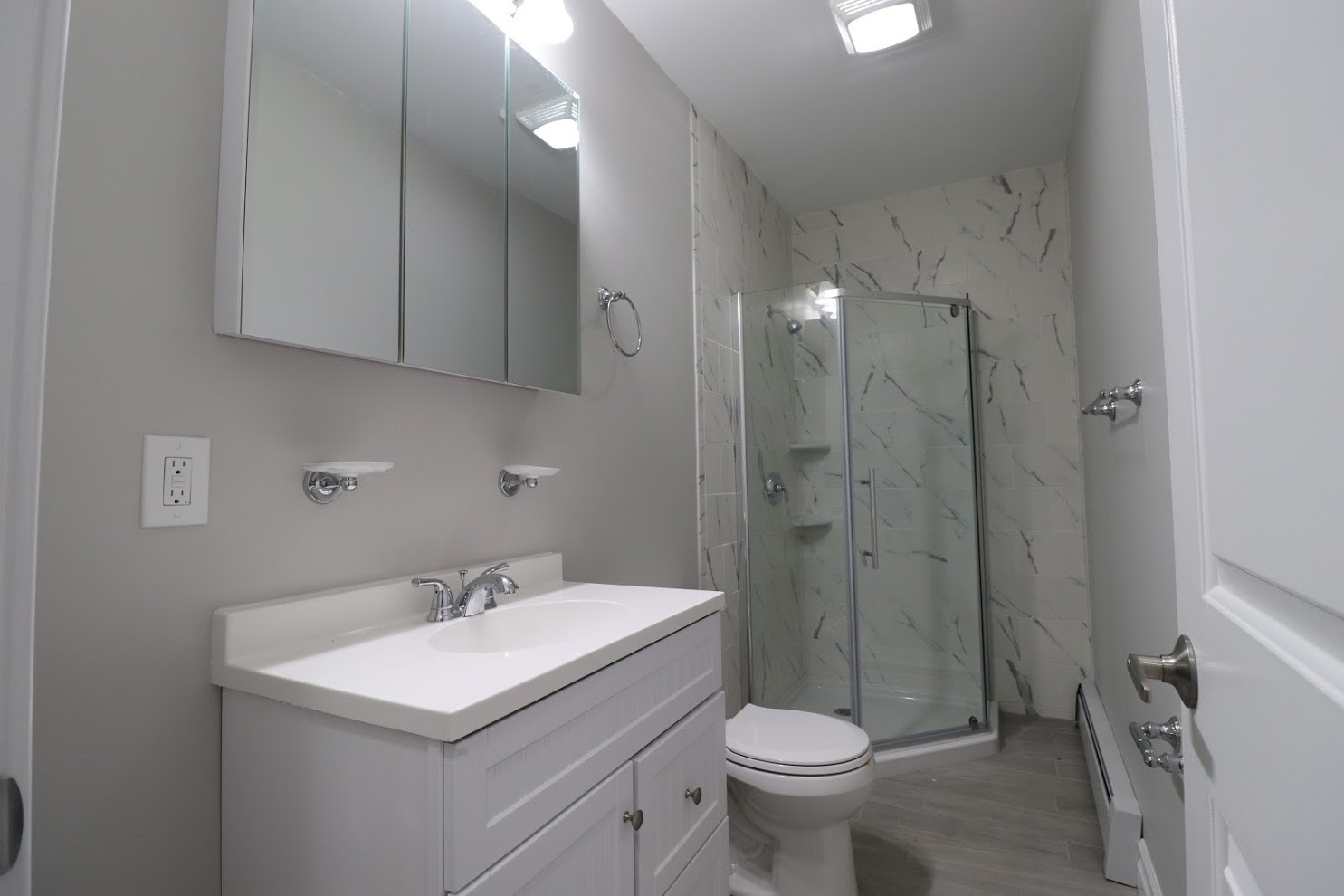 Hartford Apartment: 291 Buckingham St