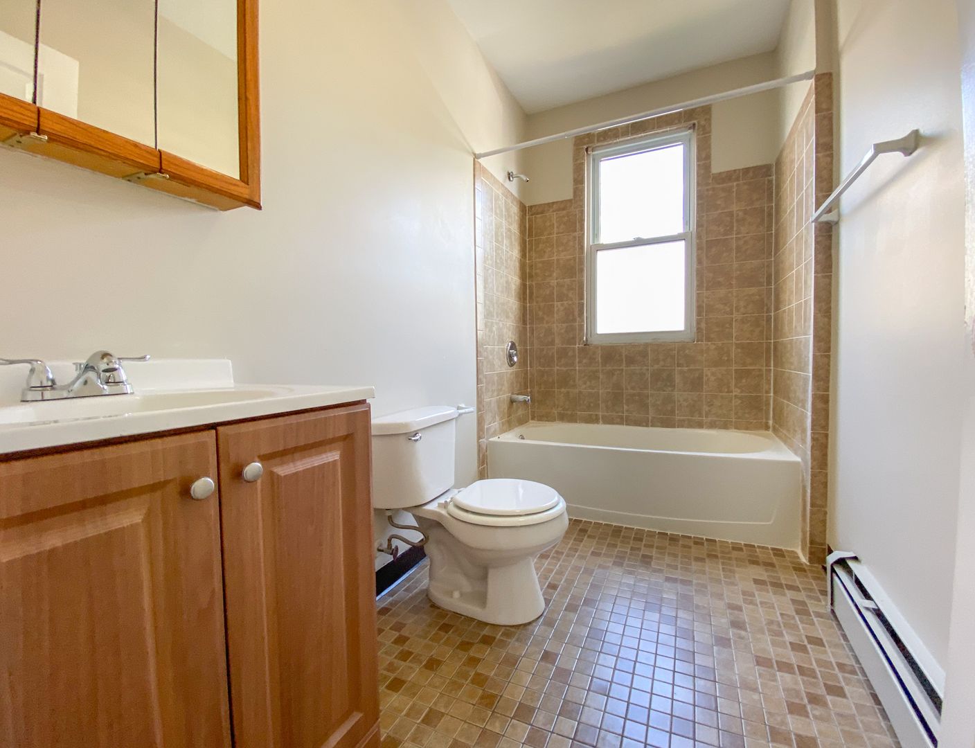 Hartford Apartment: 15-17 Dorothy St