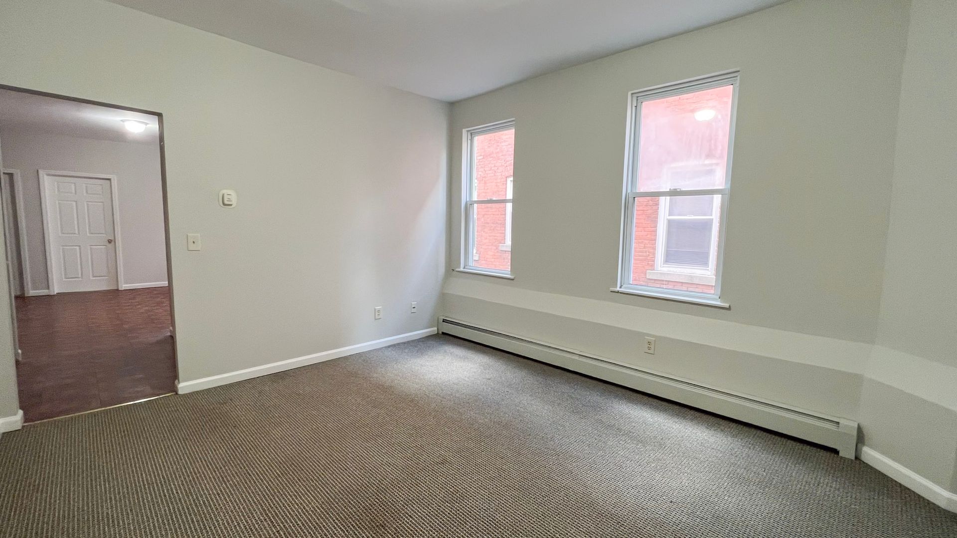 Hartford Apartment: 158-160 Westland St