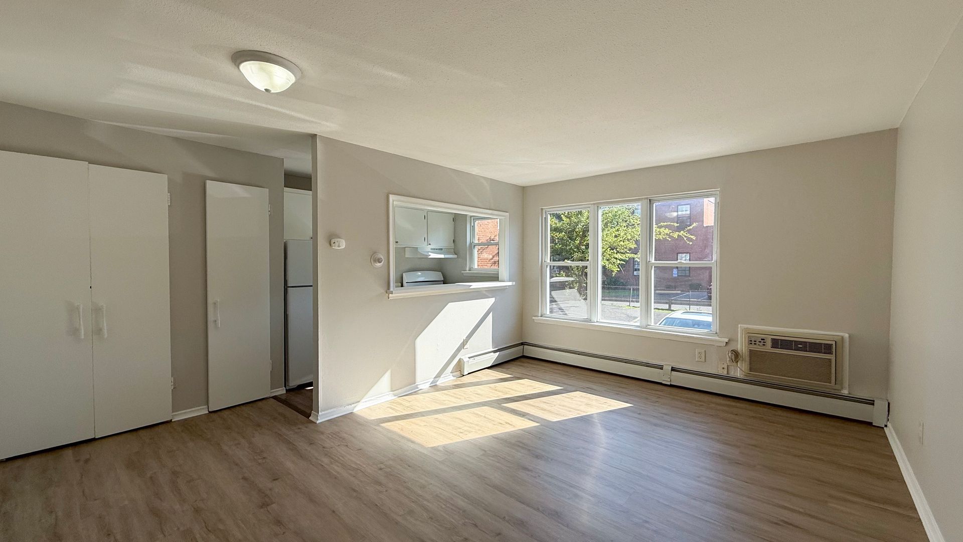 Hartford Apartment: 55 Morris St