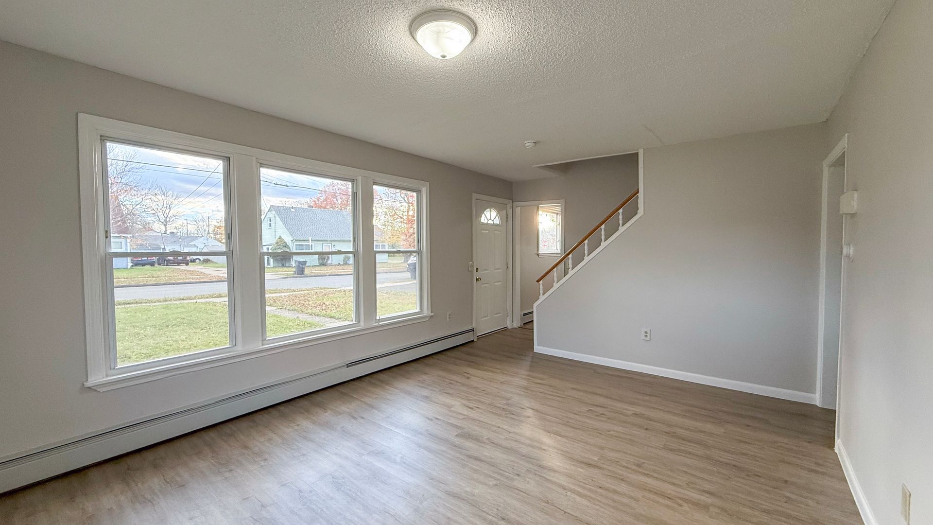 Hartford House: 380 Holcomb St